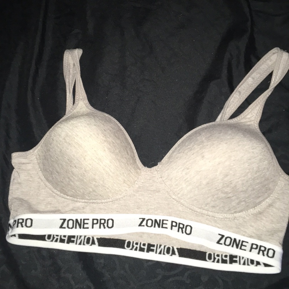 Selling a good condition sports bro
